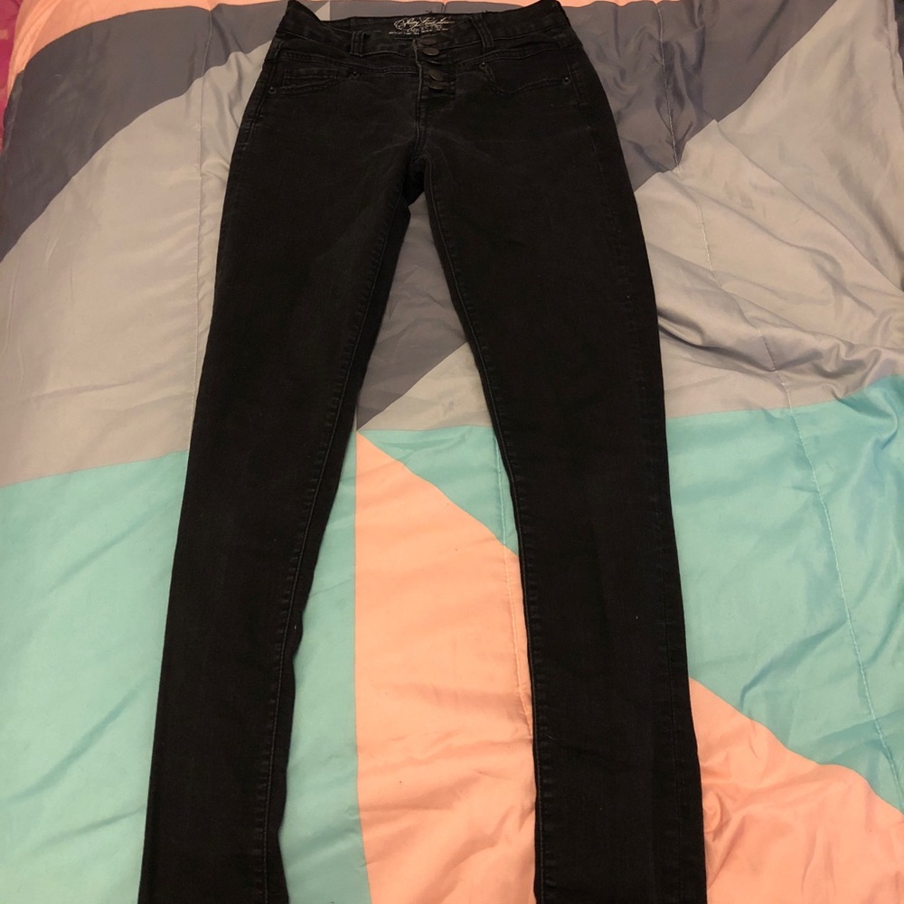 Pretty Little Liar jeans by Aéropostale